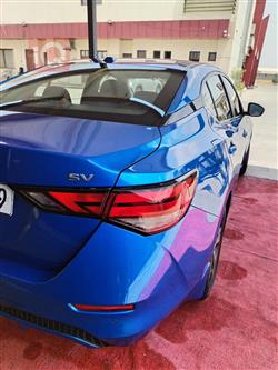 نیسان سێنترا